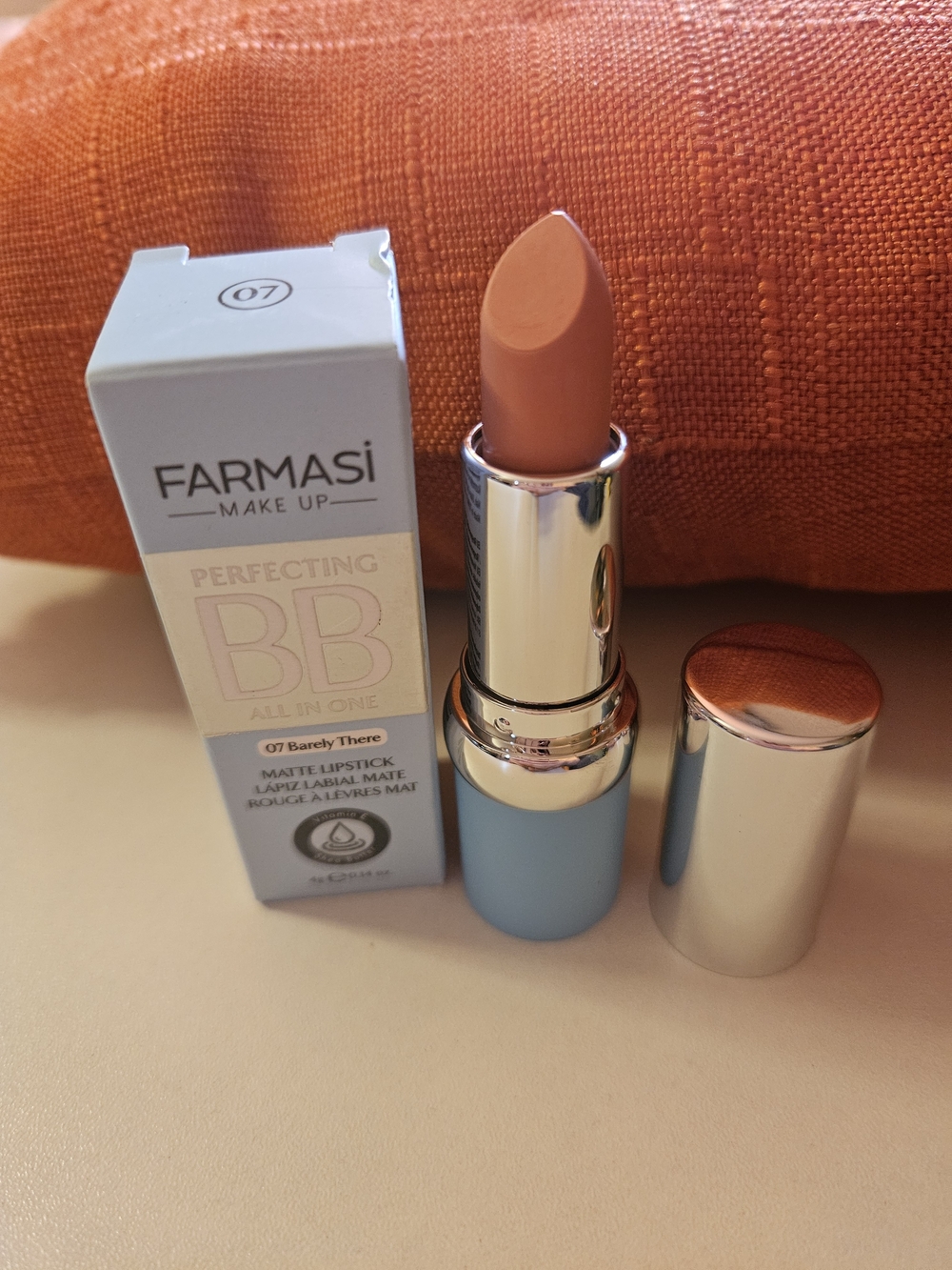 Farmasi Matte Lipstick - Barely There (07) - Nude Pink